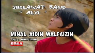 Download lagu MINAL AIDZIN WALFAIDZIN  -  PELANGI BAND