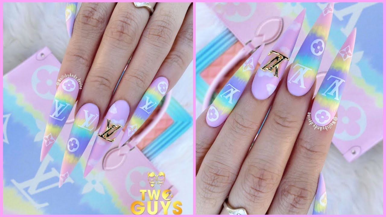 Baby blue LV acrylic nail design, how to paint LV nails