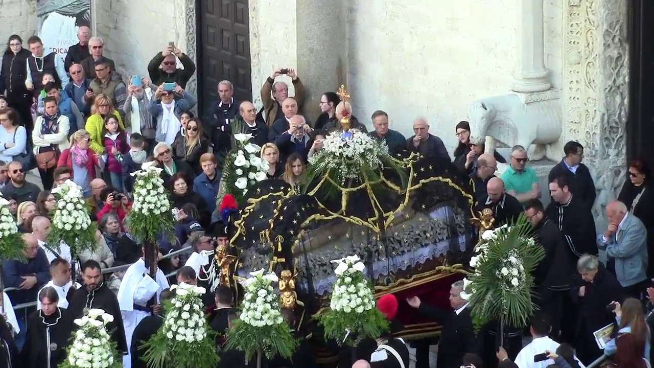 Ⅱ. PROCESSIONE DEI MISTERI ✞ VENERDI' SANTO 14 APRILE 2017 BASILICA DI SAN NICOLA - BARI