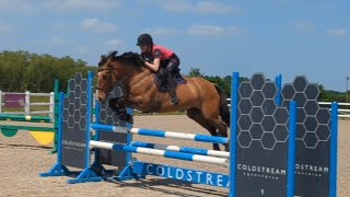 Jumping a course at Willow banks EC