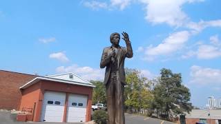 Richard Pryor Statue - Peoria, Illinois - September 2015