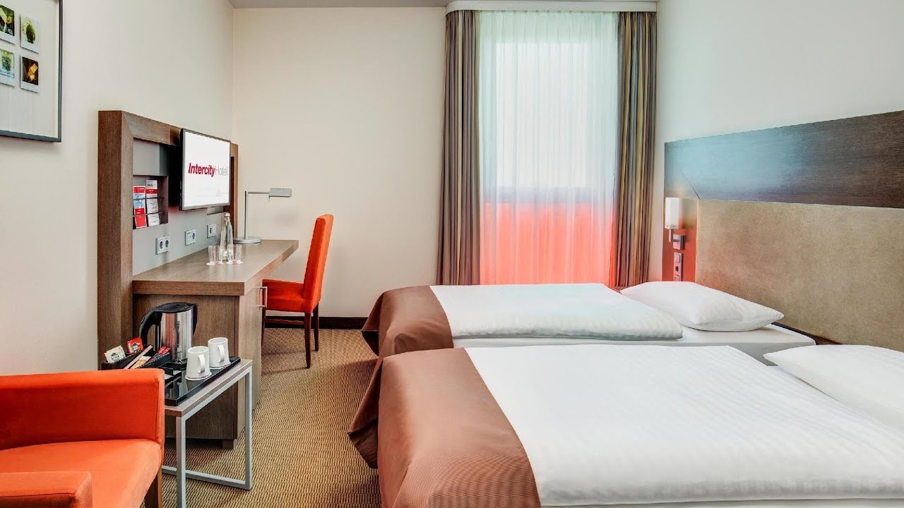 Intercityhotel Berlin Airport Area North Parken www.youtube.com