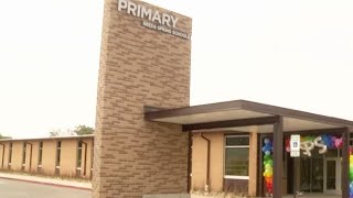 Reeds Spring School District shows off renovations to its primary school