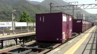 中野東駅・5056ﾚ　牽引機EF66-27・補機EF67-103