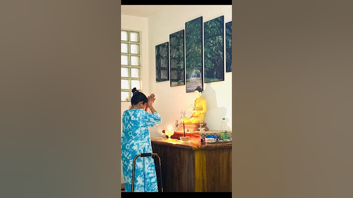 කේ සුජීවා කොච්චර කකුල අමාරු උනත් බුදුන් වඳින එක අමතක කරන්නේ නෑ💕#shorts #ksujeewa