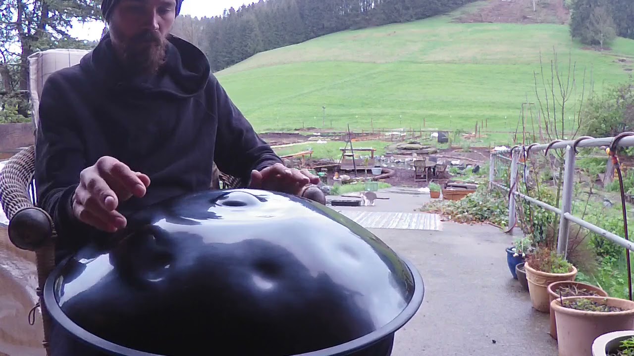 LUNA Handpan - Artemis in spring