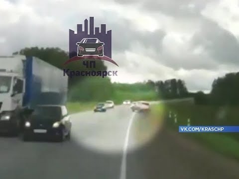 Новые подробности страшного ДТП под Уяром: появилось видео момента аварии