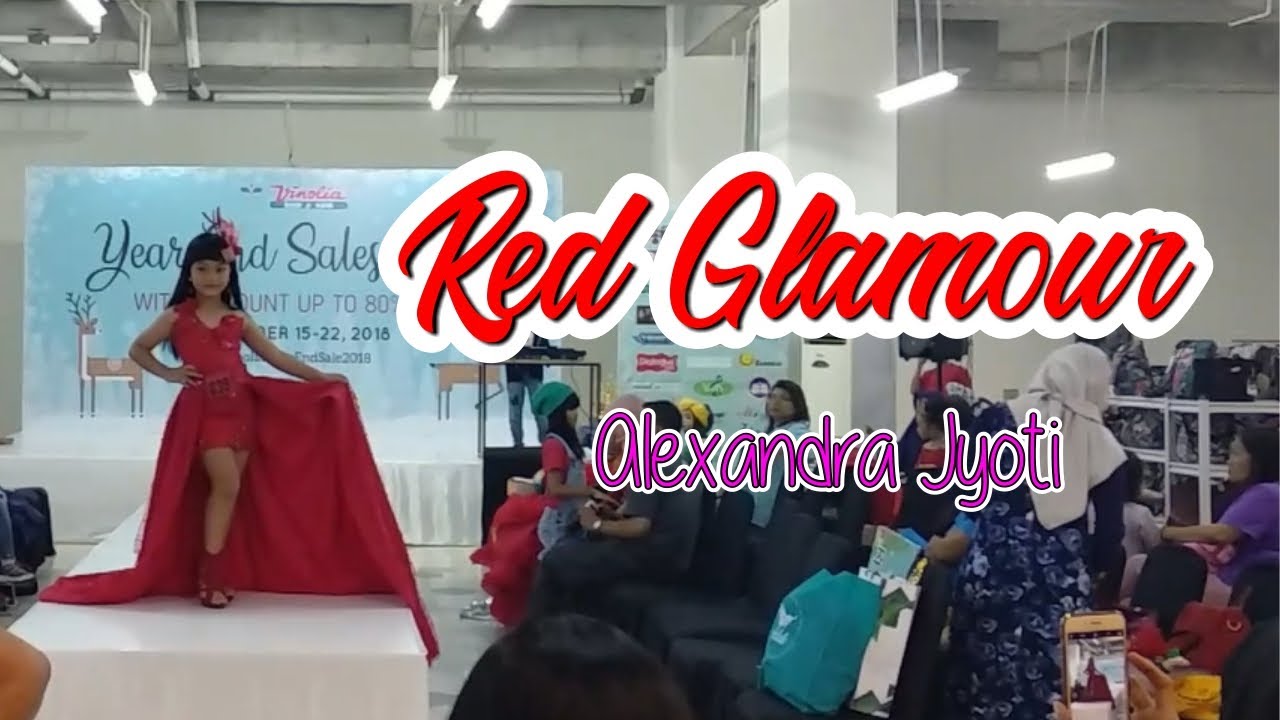 Fashion Show Kids Red Glamour