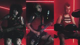LARVA - Casa de Alfileres (en vivo Larga Vida al Monstruo)
