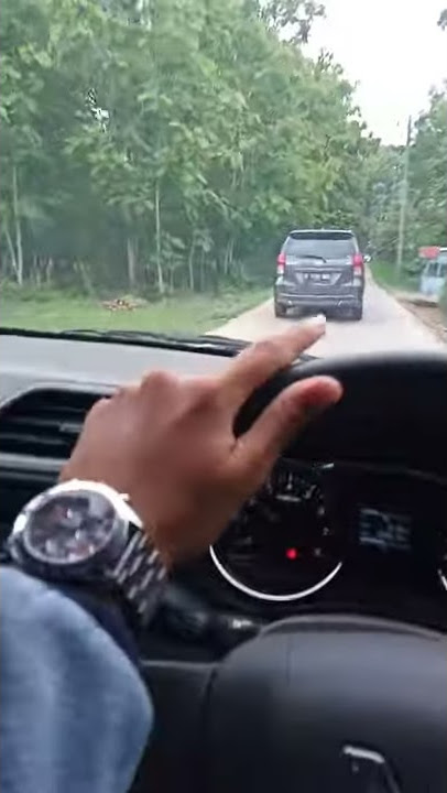 Story wa nyetir di jalan kampung