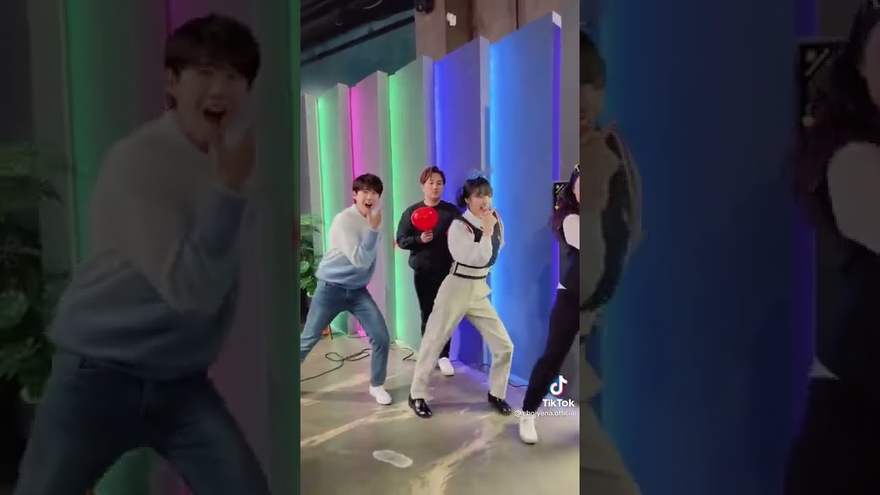 Watch SMILEY Dance Challenge😃 With.킹슬맨 식구들😎 #최예나 #예나 #YENA #SMILEY #SMILEY_Challenge on YouTube Watch SMILEY Dance Challenge😃 With.킹슬맨 식구들😎 #최예나 #예나 #YENA #SMILEY #SMILEY_Challenge on YouTube