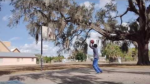 Blowbizzy-Basketball 15 2025