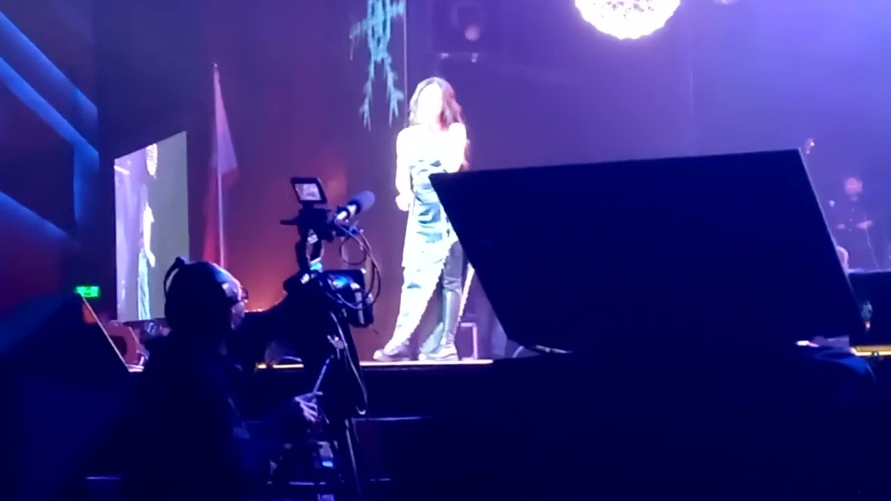 Sana Ngayong Pasko by Julie Anne San Jose on 