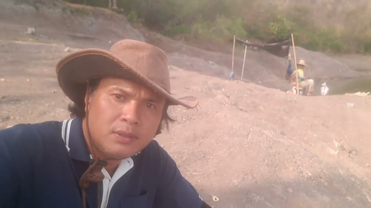 ลุ้นตกปลาหาอยู่หากินกับพี่น้องม้งภูทับเบิก อ่างเก็บน้ำห้วยน้ำก้อ อ.หล่มสัก