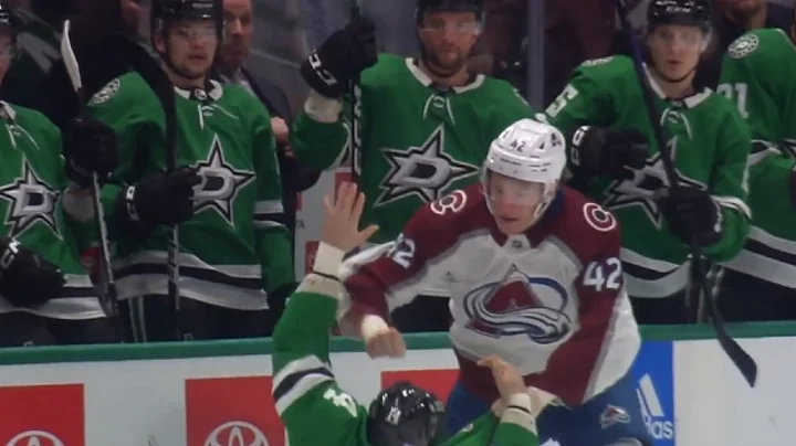 Jamie Benn And Josh Manson Drop The Gloves