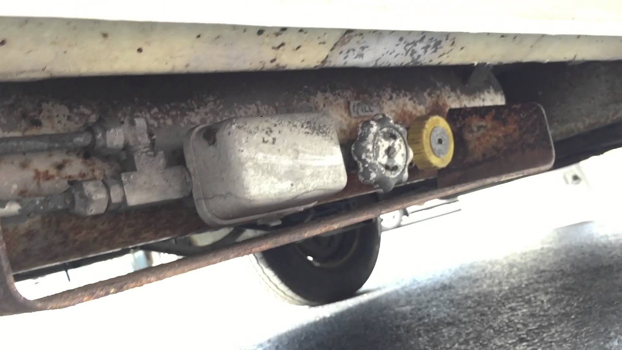 1984 VW Vanagon Westfalia - common rust areas - YouTube