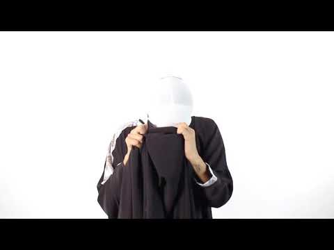 تعلمي كيفية لبس الجلباب بطريقة سهلة 