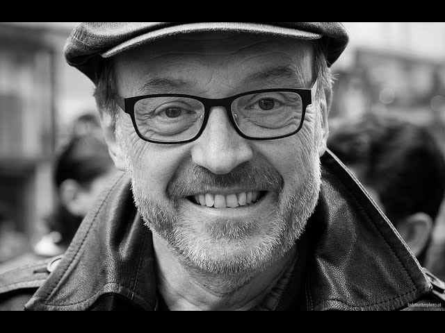 josef hader // topfpflanzn bitte, bleibts - dahamn