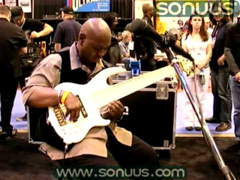 Bill Dickens B2M NAMM 2010