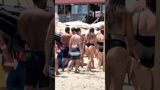 🇧🇷 A Sunny Day at Florianopolis Beach