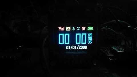 NTP Time Clock Sync with ESP8266 and small 16bit Color Oled = small smartwatch