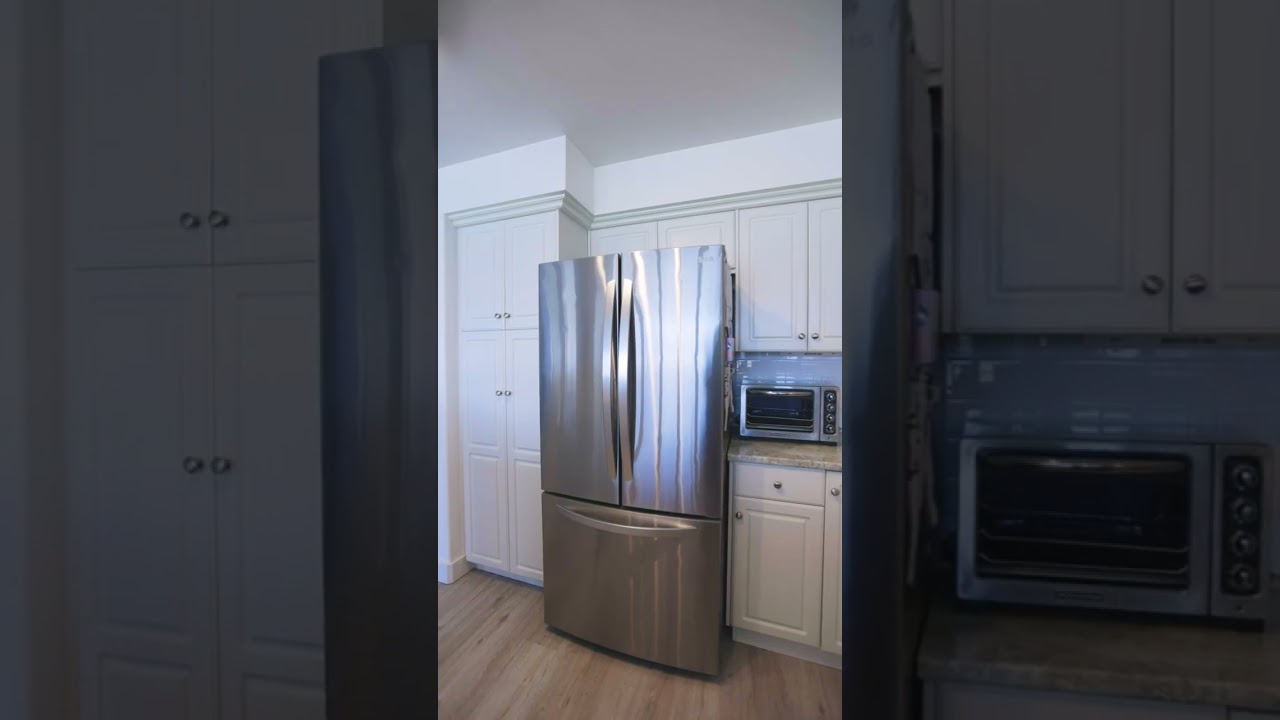 202-328 Esplanade Avenue | Diane Jacobi