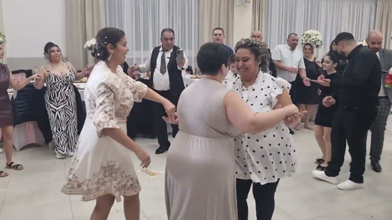 Redový tanec Markovce 21.2.2025 Kume band