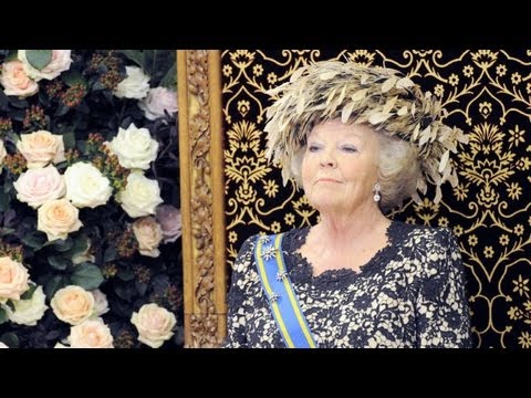 Rainha Beatrix da Holanda abdica