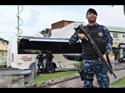 Polícia Militar e Guarda Municipal intervém em culto evangélico com  aglomeração de fiéis em Aracaju –