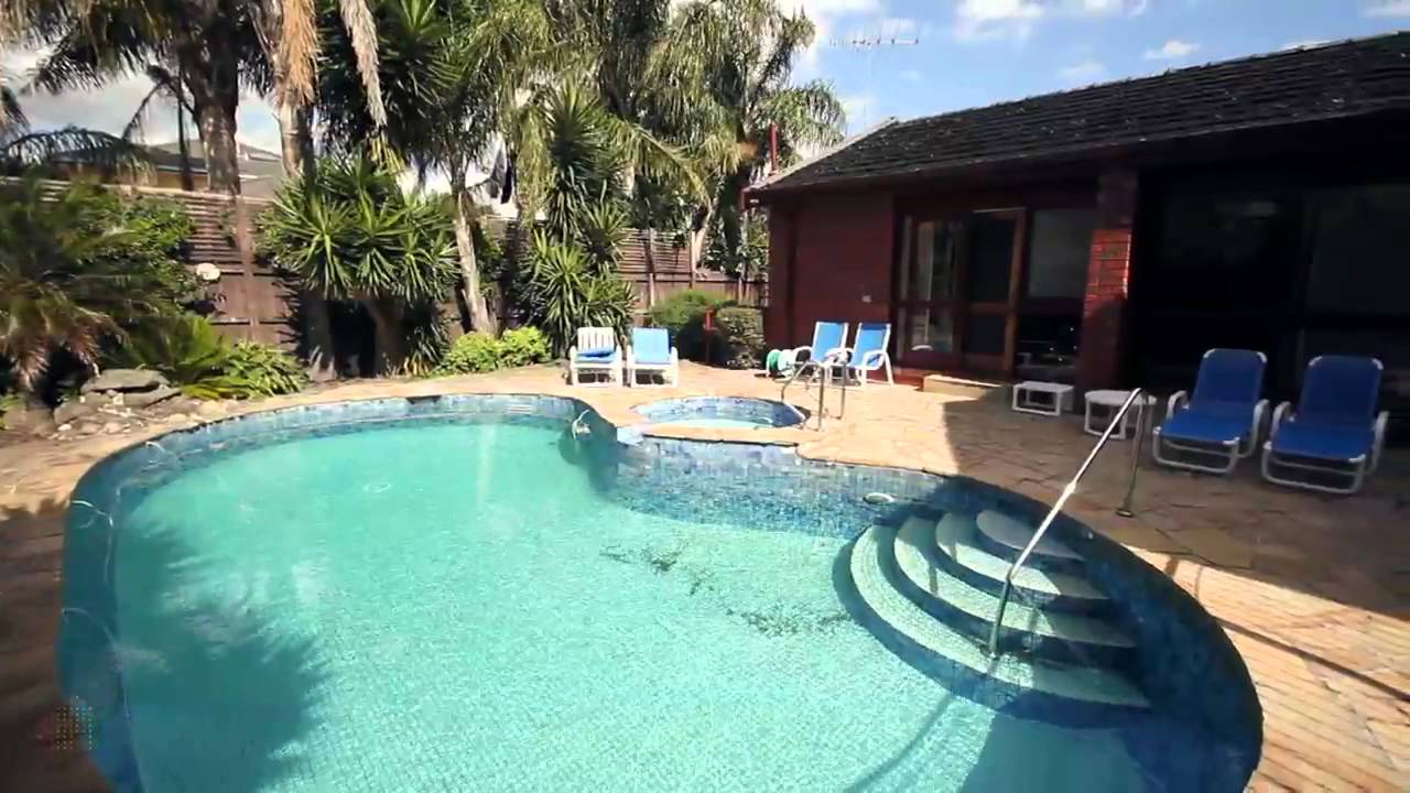 Gary Peer & Associates - 12 Currawa Street, Caulfield - For Sale by Darren Krongold