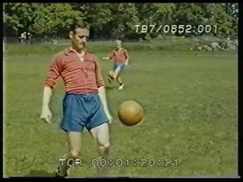 Fotbollslandslaget tränar, 1958