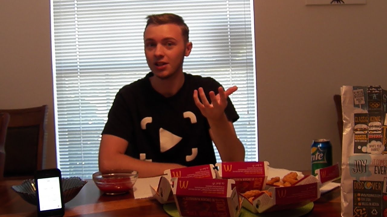 VLOG - McChicken Challenge (50 nuggets in 10 minutes)
