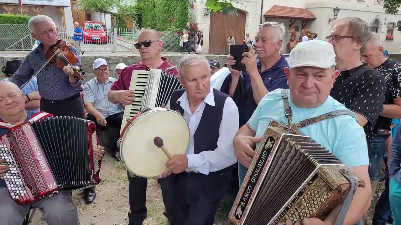 Niezwykle spotkanie MUZYKANTÓW z całej Polski w Kazimierzu Dolnym pięknie POGRALI 