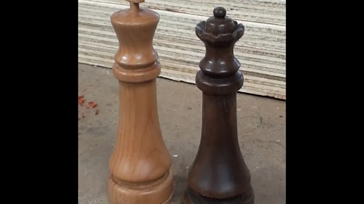 Woodturning a Chess Set - The King!