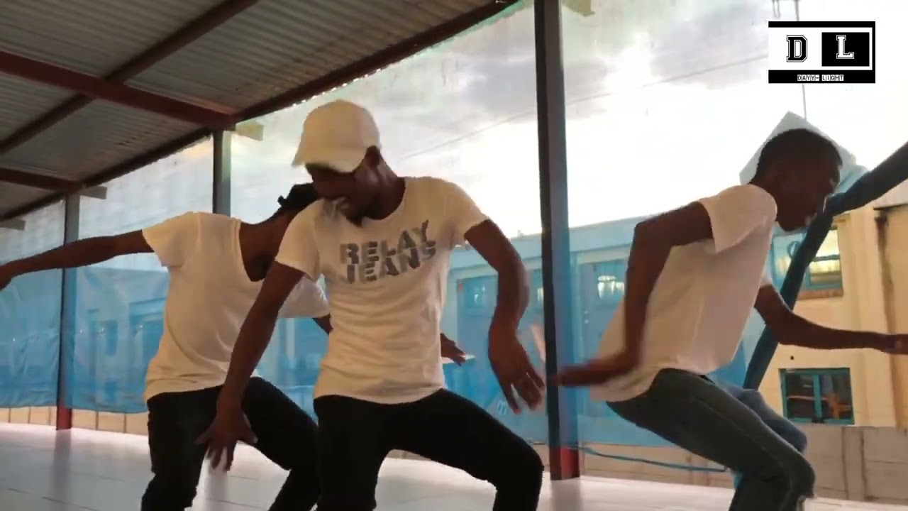 DAYY-LIGHT ENTERTAINMENT #dance #football #dancer #lekompobalconymix 