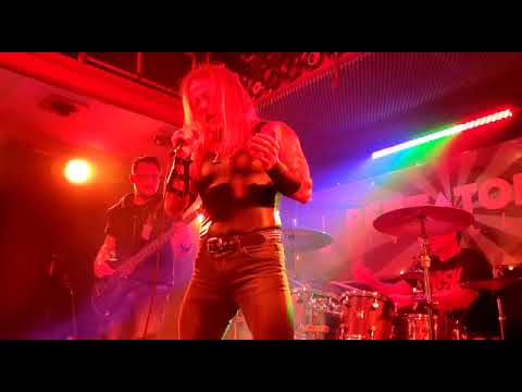 Gates of Valhalla (live at Pentatonic)