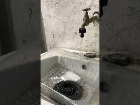 SATISFYING MUC-OFF cassette