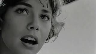 Hush Veil - Runaway Love (pop)