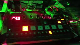 Roland P-6 Bouncy Beat — No Computer, Just the Sampler | Warm Hip-Hop / Cloud Rap screenshot 3