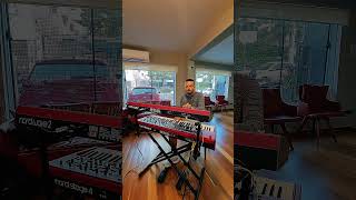 Teclado Nord Stage 4 x Nord Wave 2 demonstração