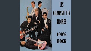 Video thumbnail of "Les Chausettes Noires - Tu Parles Trop"