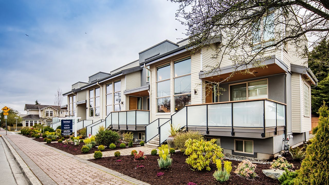 ALL SOLD SOPHISTICATED MODERN TOWNHOMES SIDNEY BC YouTube