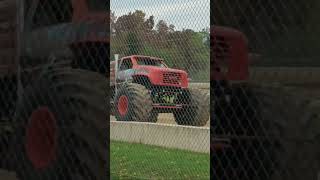 waching the monster trucks at state line today!!!!!!!