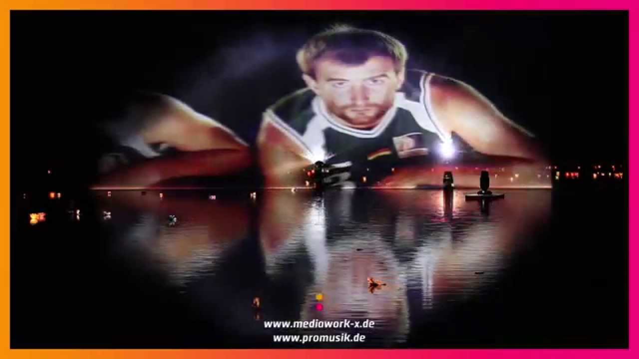 mediawork:x meets PRO MUSIK @ Illuminale 2015 - Projektion Hydroschild