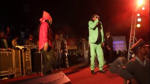 Turbulance with Zimdancehall artists (SOUL JAH LOVE, SEH CALAZ,)  at City Sports, Hre, Zimbabwe 2013