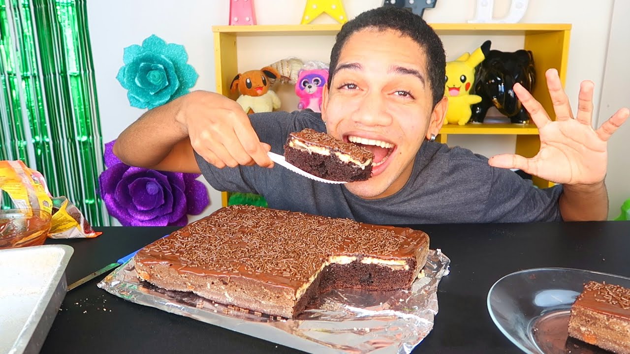 TENTEI FAZER O BOLO QUE JA SAI RECHEADO