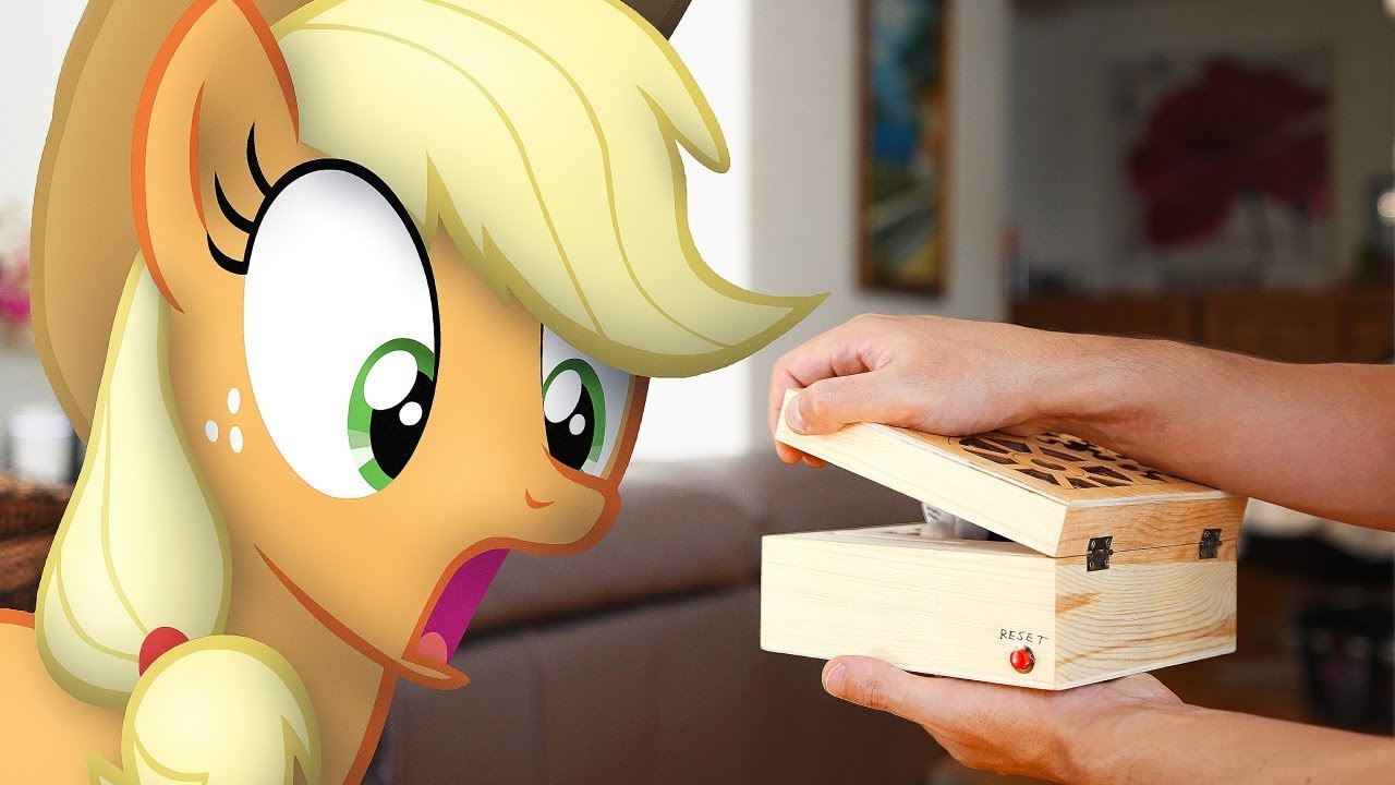 НЕ ТРОГАТЬ!  (МЛП В РЕАЛЬНОЙ ЖИЗНИ)