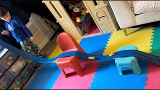 15 Ft Starter Set Flexible Race Track (Flex Tracks) | Review