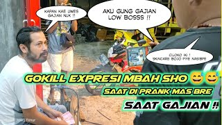 Nyoting Youtuber  Mbah Sho Ndredek  Begini Expresi Gokil Mbah Sho Saat Di Prank Masbre Saat Gajian
