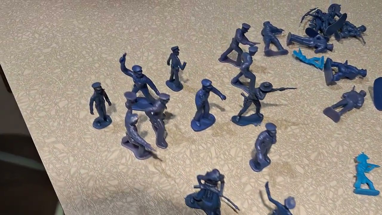 soldiers vs Police vs viquings